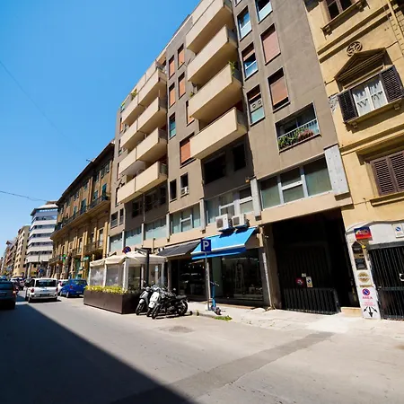 Pensionat Le Stanze Dei Tesori - Luxury Palermo